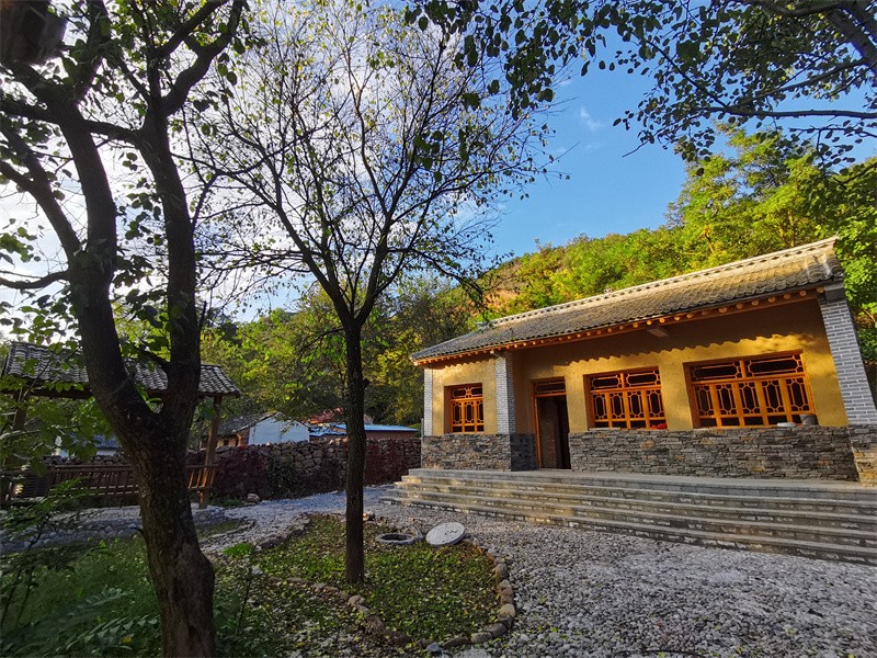 裕光村的田园民宿_副本.jpg